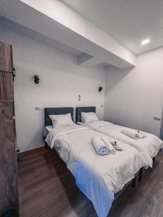 Apple Cozy Hotel Tbilisi Exterior photo